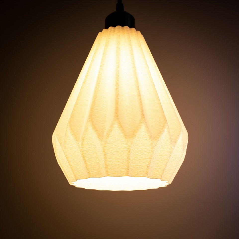 3D-gedruckte Origami Pendelleuchte – modernes Design & stimmungsvolles Licht | Pure-White