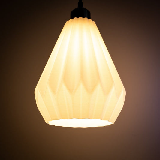 3D-gedruckte Origami Pendelleuchte – modernes Design & stimmungsvolles Licht | Pure-White