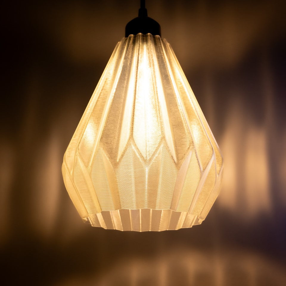 3D-gedruckte Origami Pendelleuchte – modernes Design & stimmungsvolles Licht